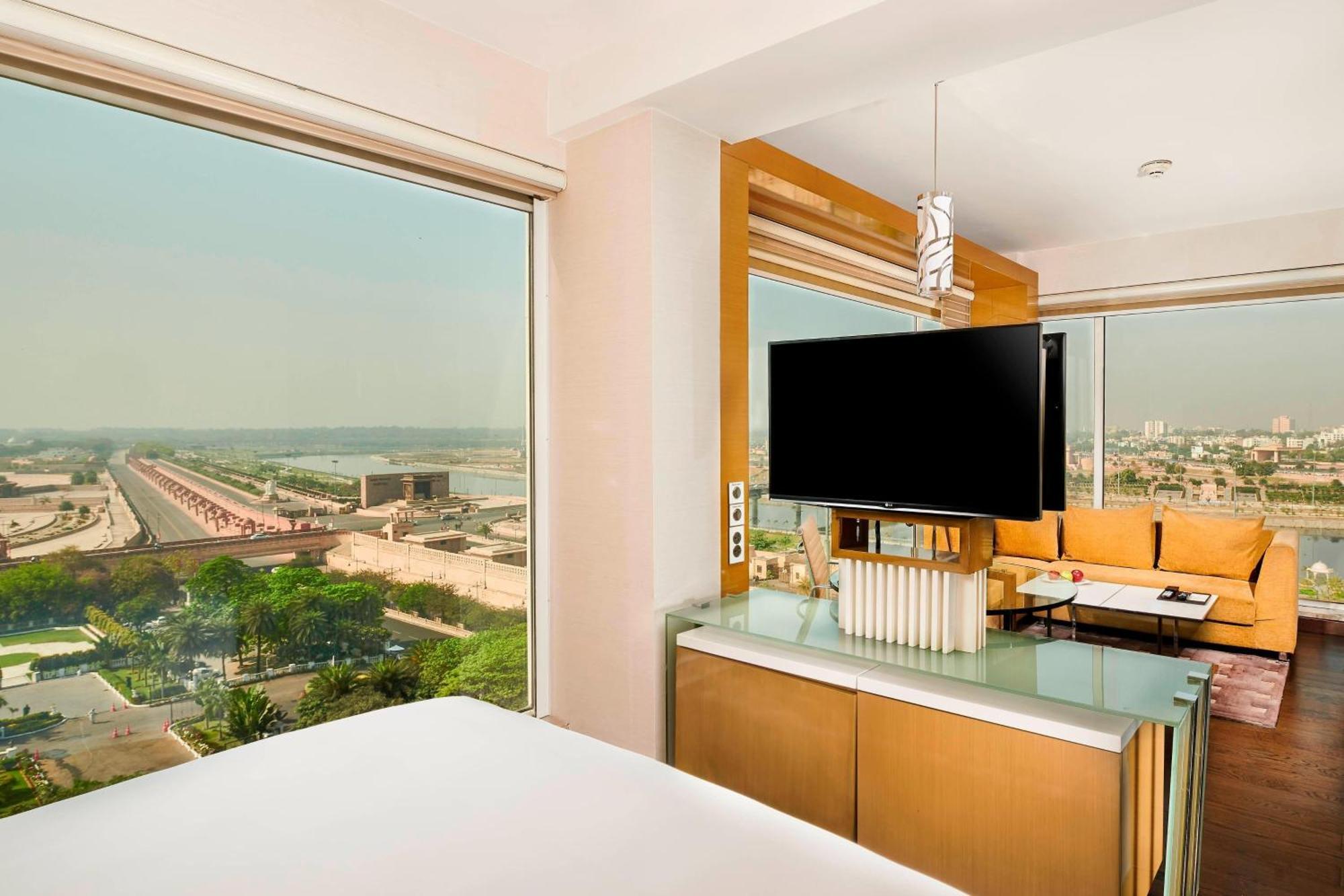 Renaissance Lucknow Hotel, Gomti Nagar Ngoại thất bức ảnh