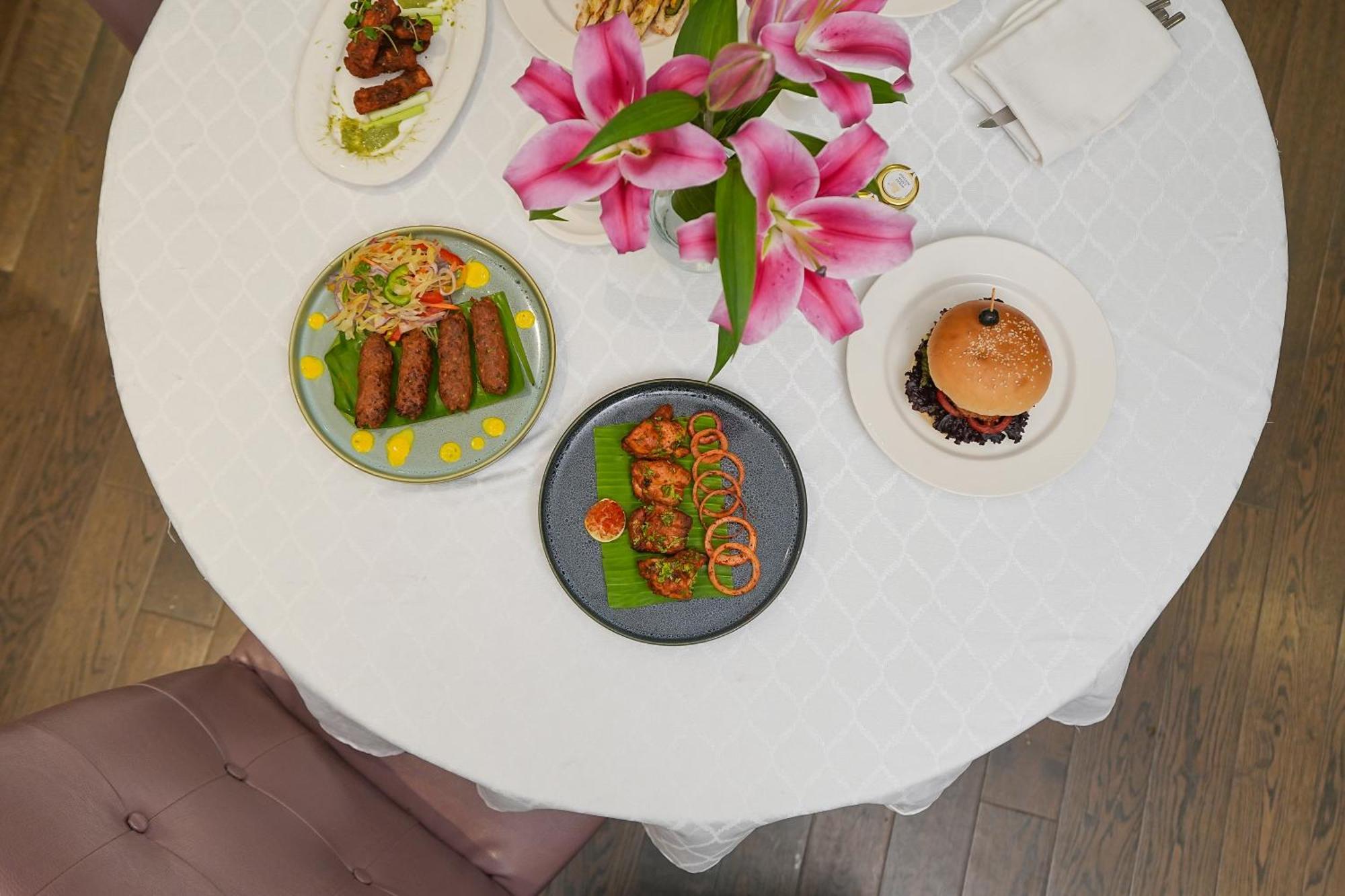 Renaissance Lucknow Hotel, Gomti Nagar Ngoại thất bức ảnh
